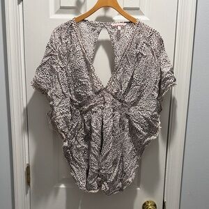 Women's leopard coverup